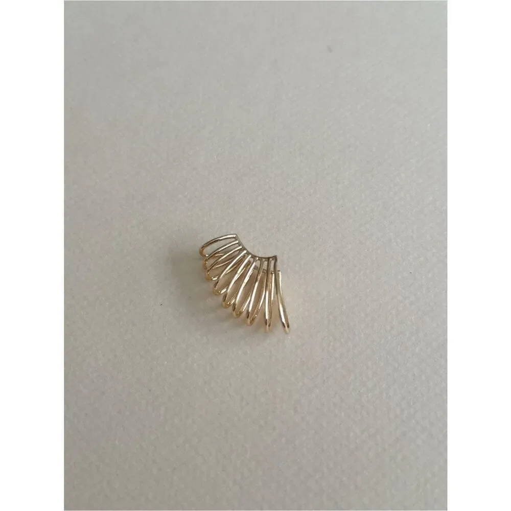 Radiant Fan ear cuff N2078